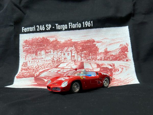 Pack Ferrari 246 SP + camiseta